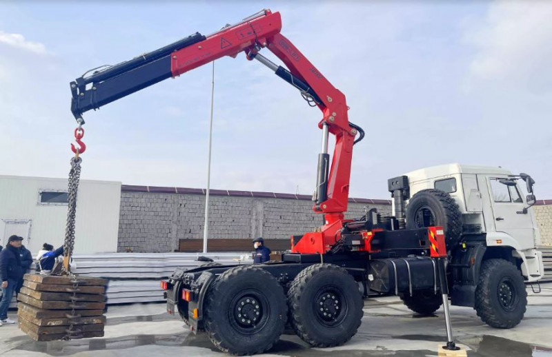 КМУ с поворотной стрелой SQ10ZA4 — 3