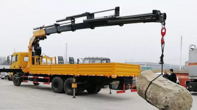 КМУ с поворотной стрелой SQ44ZA9+1