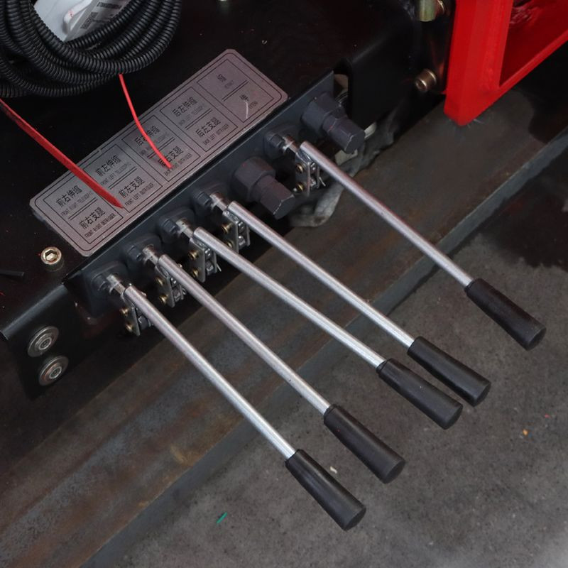 КМУ с поворотной стрелой SQ12ZA4 — 2