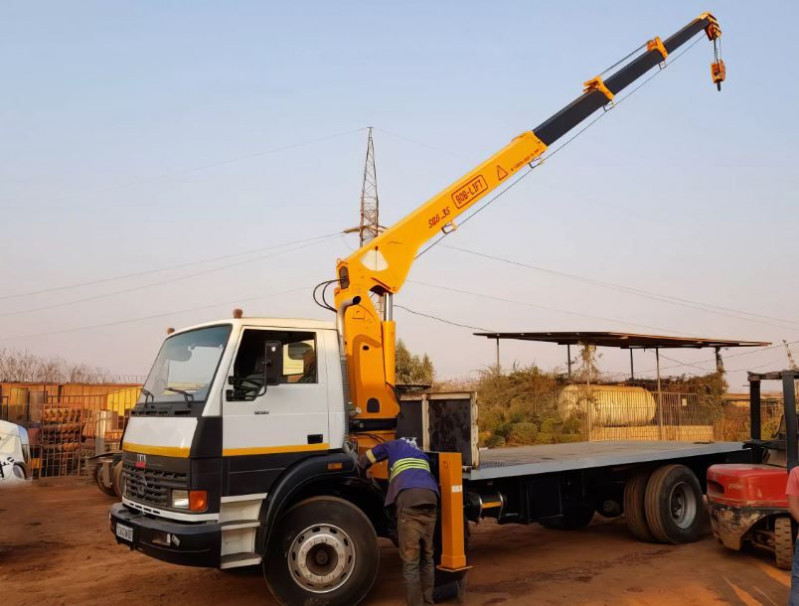 КМУ с телескопической стрелой SQ6.3SA3 — 2