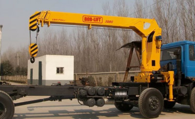 КМУ с телескопической стрелой SQ8SA5