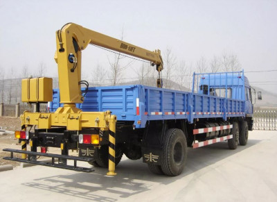 КМУ с телескопической стрелой SQ5SA3