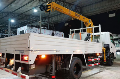 КМУ с телескопической стрелой SQ3.2SA4